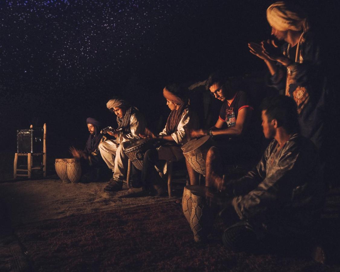 Kam Kam Dunes Merzouga Bagian luar foto