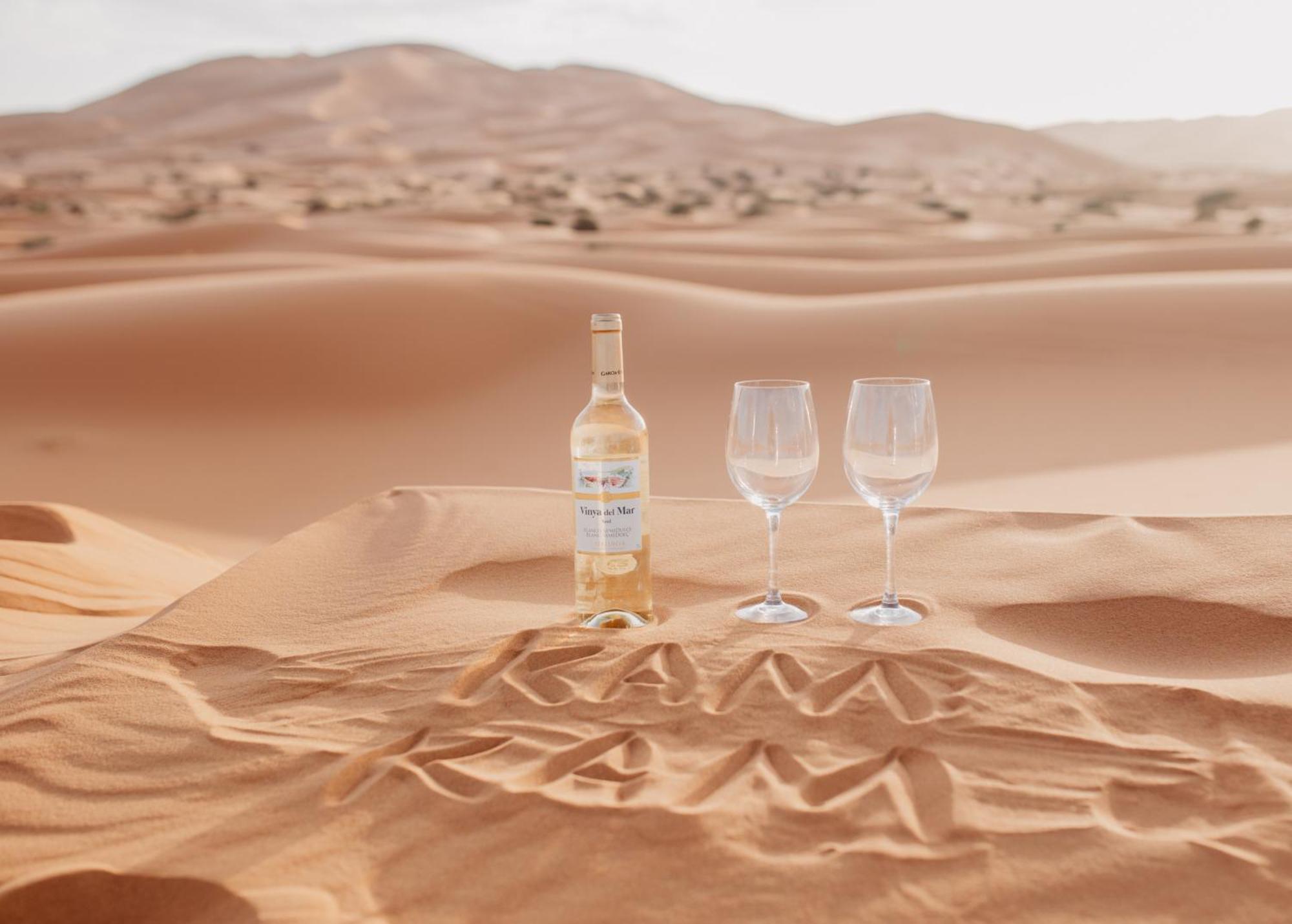 Kam Kam Dunes Merzouga Bagian luar foto